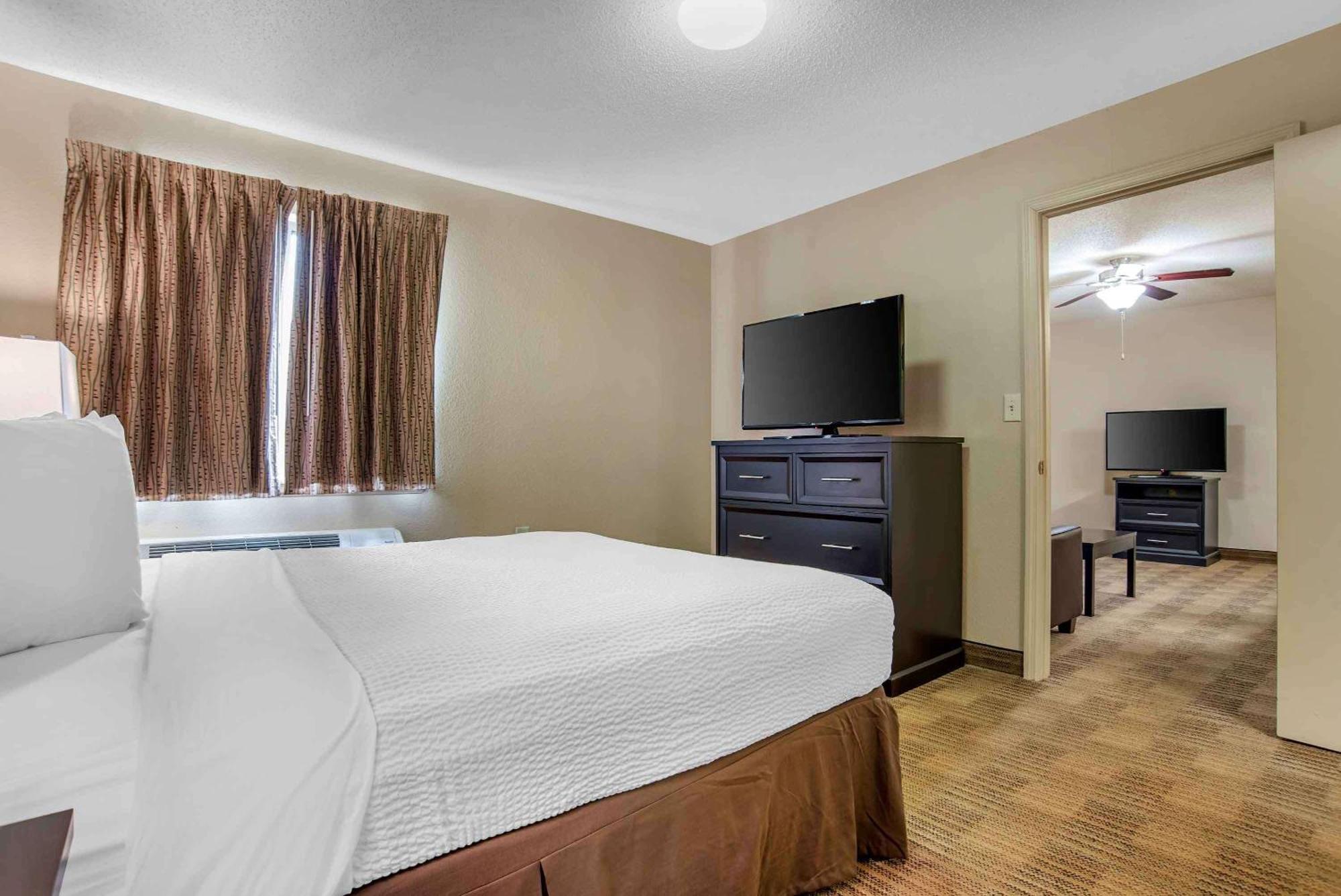 Extended Stay America Suites - Toledo - Maumee Exterior photo